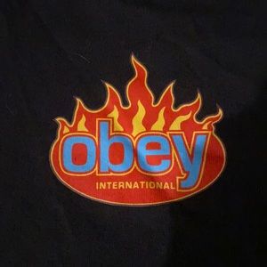 obey t shirt